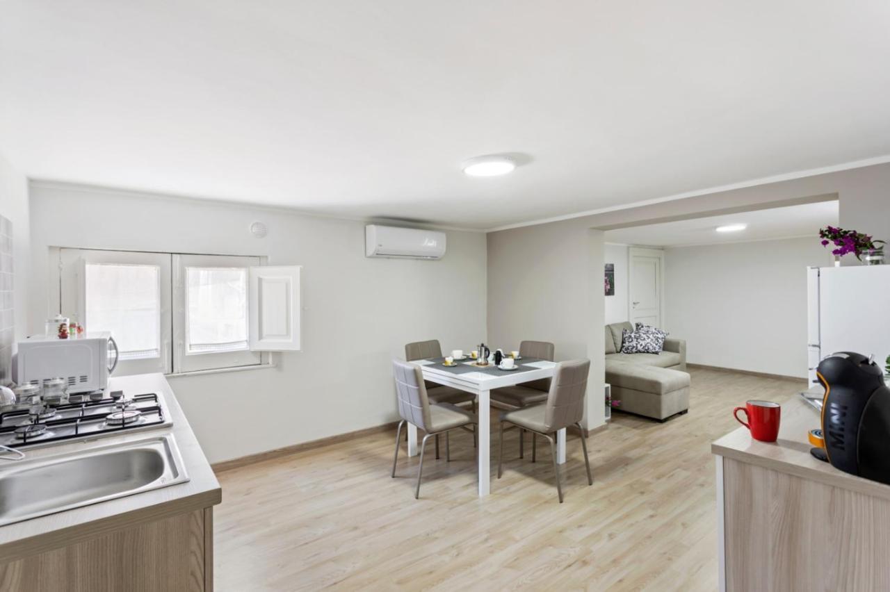 Bellini Cosy Flat